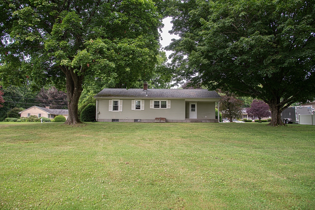 8 Primrose Path Hatfield, MA 01038 - Photo 3 of 17 Gallery Image 3