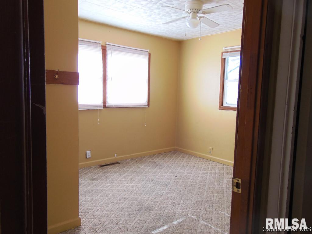 2321 Cincinnati Avenue Springfield, IL 62702 - Photo 8 of 12