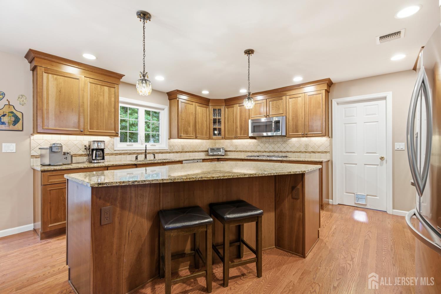 4 Woodruff Road Edison, NJ 08820 - Photo 13 of 43