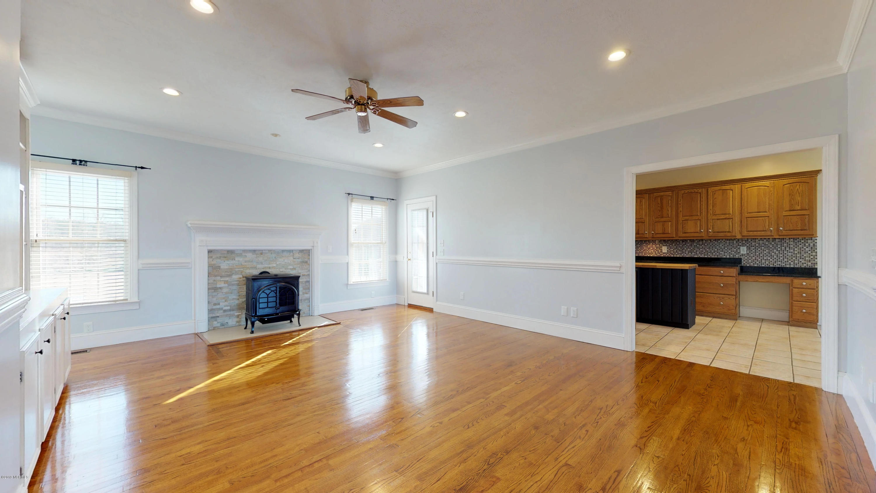 4768 Toddy Road Farmville, NC 27828 - Photo 27 of 68 Different view of great room