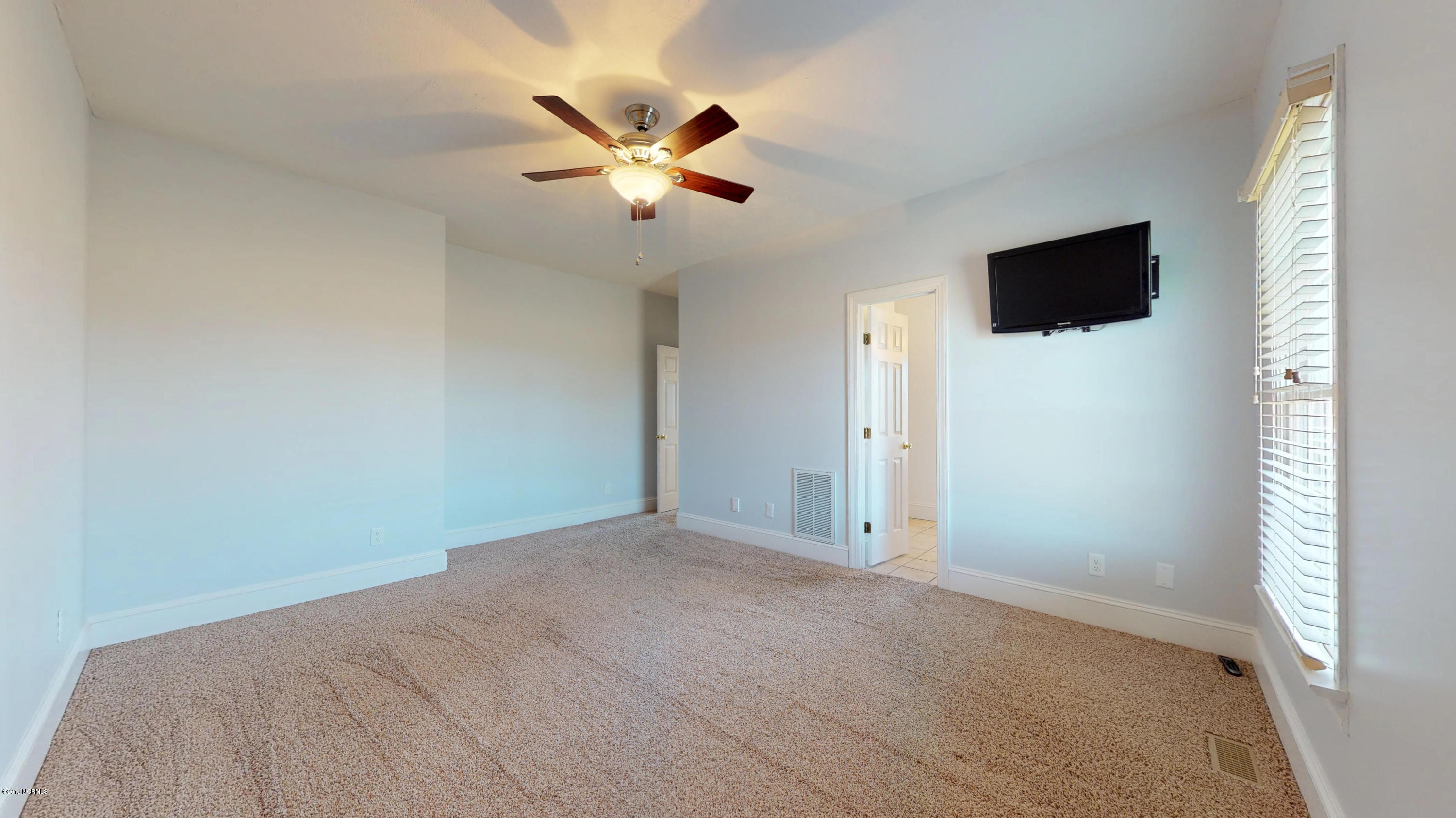 4768 Toddy Road Farmville, NC 27828 - Photo 33 of 68 Master suite - view 2