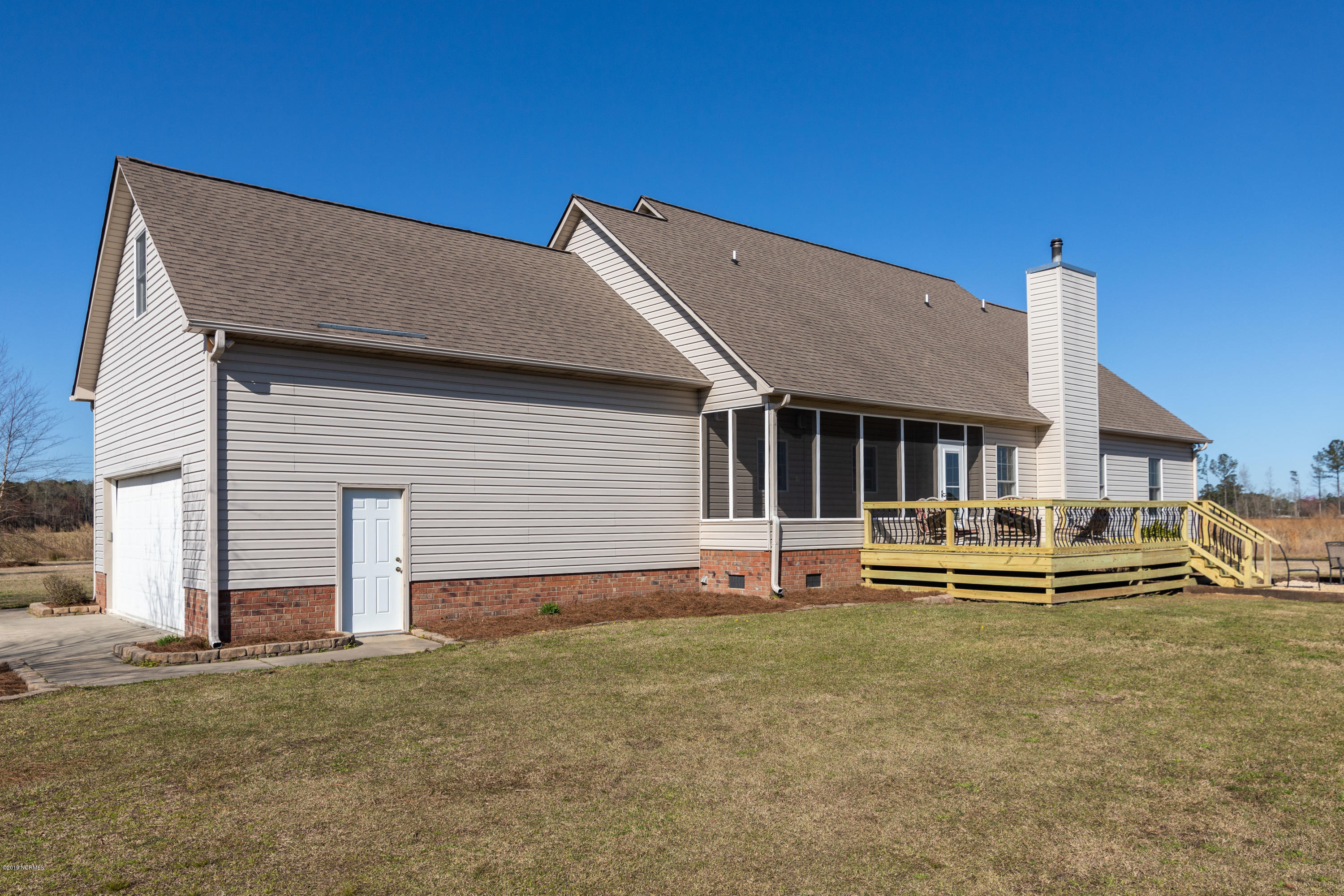 4768 Toddy Road Farmville, NC 27828 - Photo 7 of 68 Side entry garage with service door.