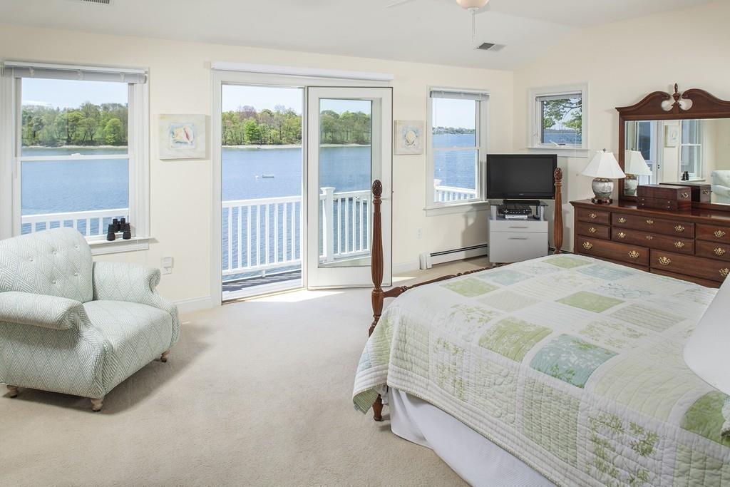 131 Edgewater Road Hull, MA 02045 - Photo 15 of 37