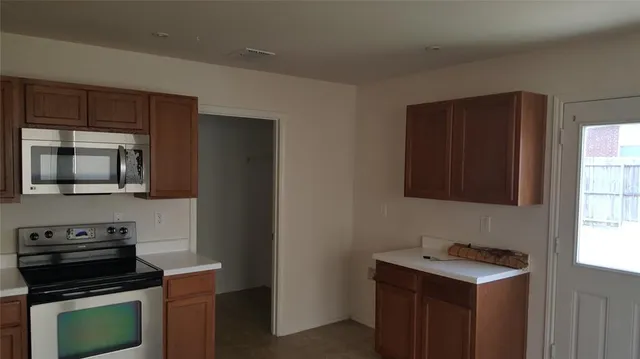 $1,800 | 1909 J J Cheshier Road, Fort Worth, TX 76247