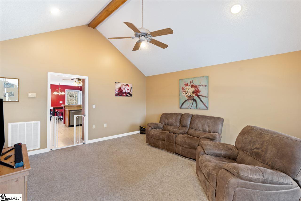 432 Riley Road Easley, SC 29642 - Photo 5 of 25 Gallery Image 5