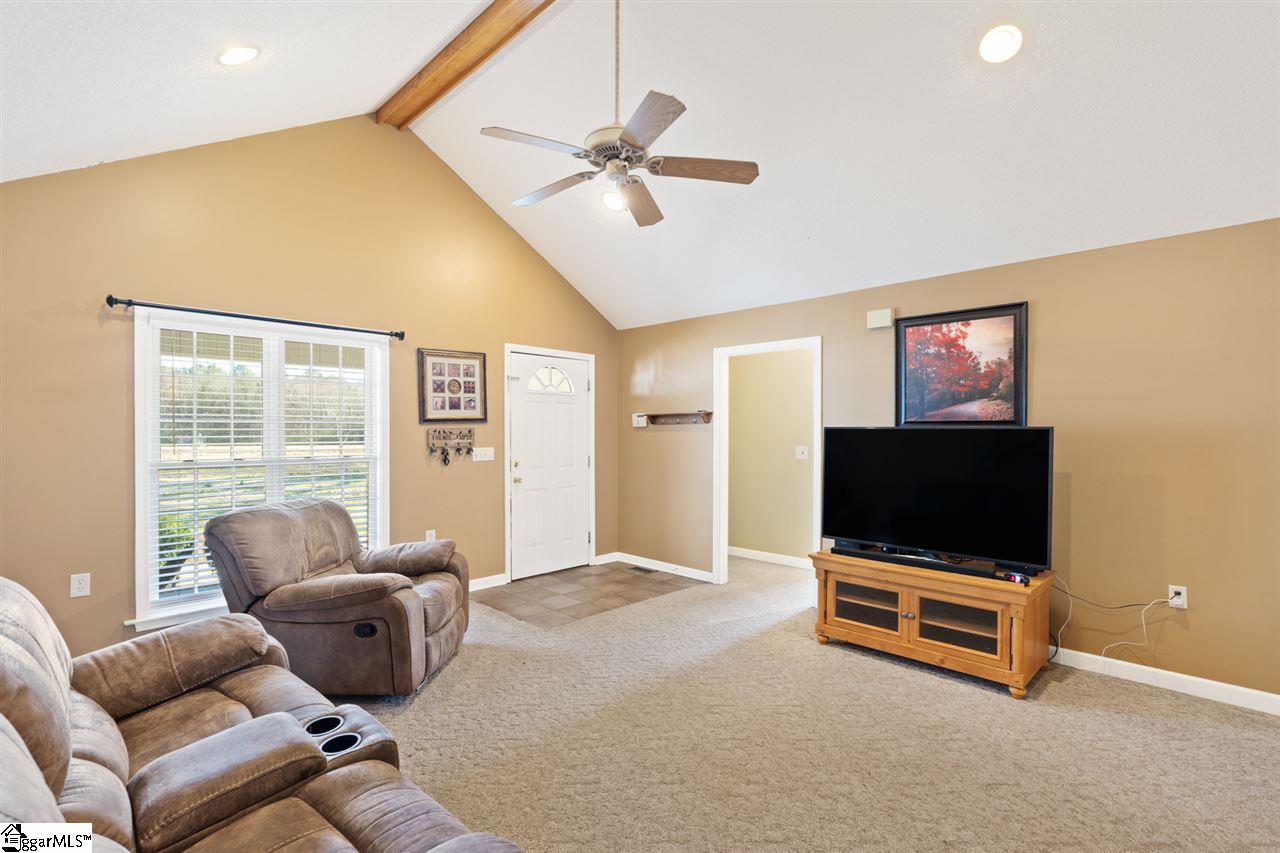 432 Riley Road Easley, SC 29642 - Photo 6 of 25 Gallery Image 6