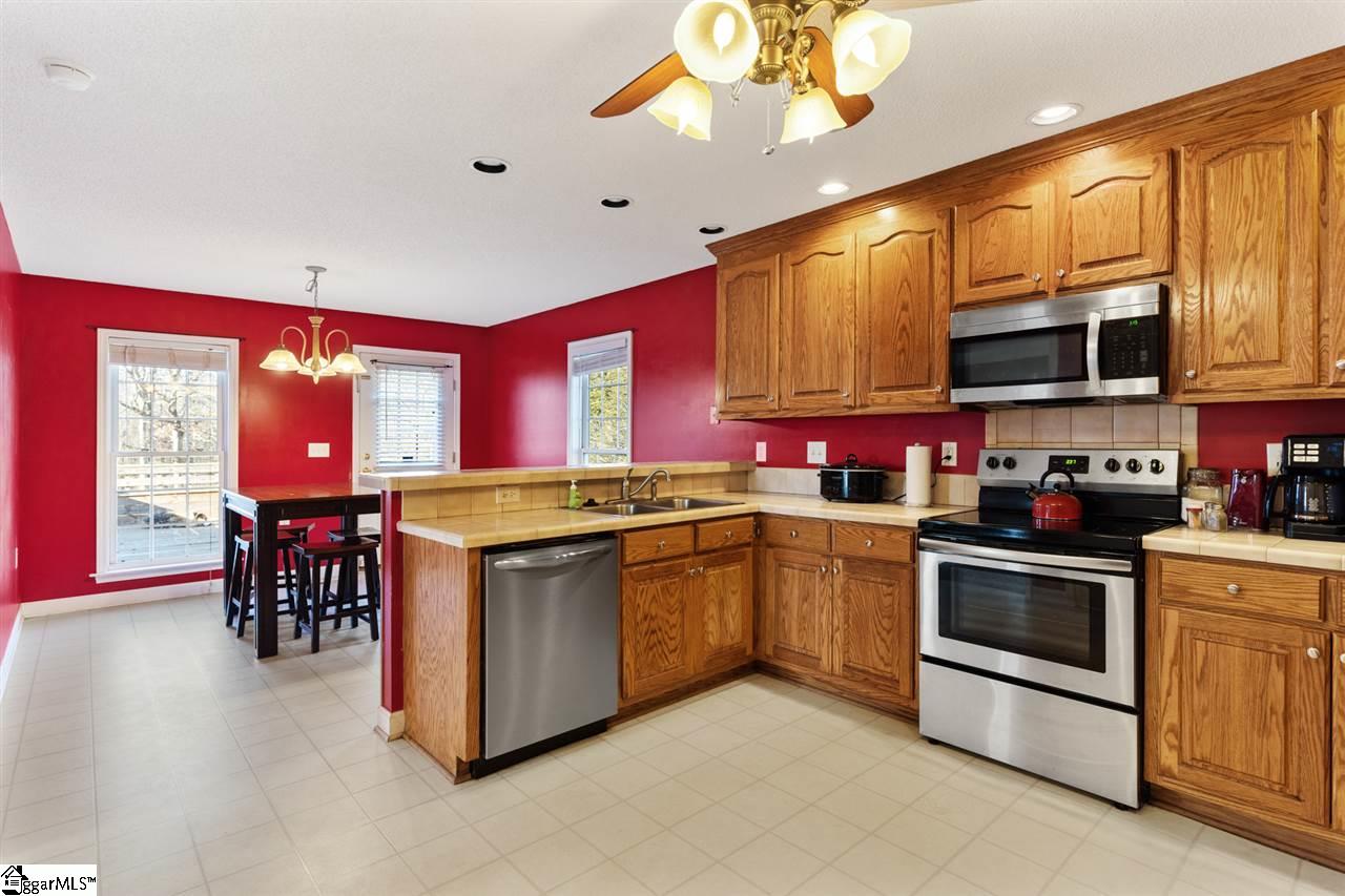 432 Riley Road Easley, SC 29642 - Photo 8 of 25 Gallery Image 8