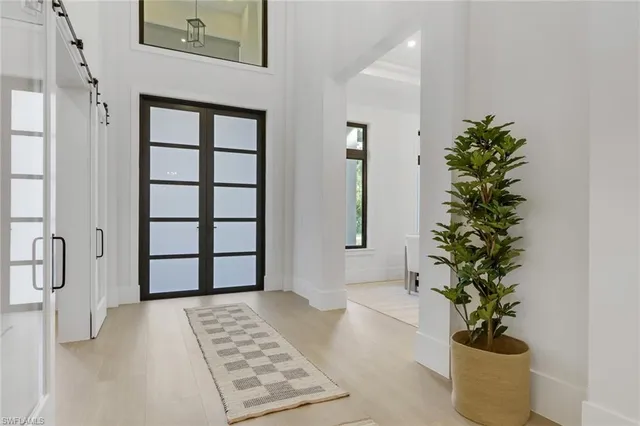 $3,750,000 | 5174 Sycamore Drive, Naples, FL 34119