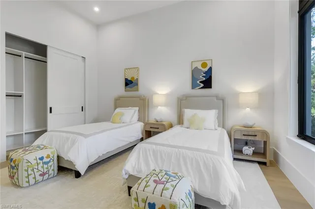 $3,750,000 | 5174 Sycamore Drive, Naples, FL 34119