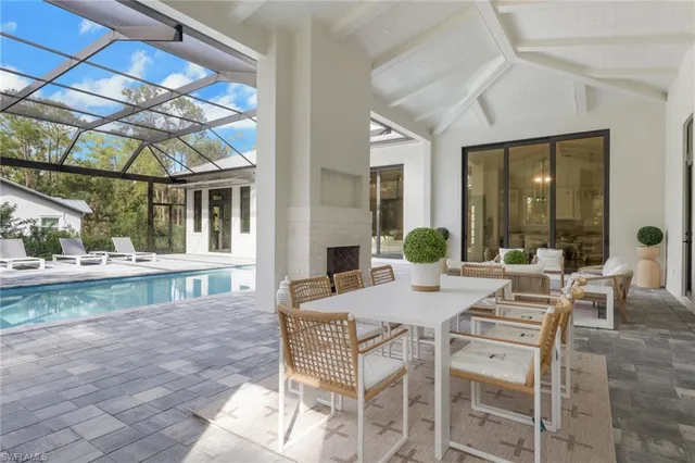 $3,750,000 | 5174 Sycamore Drive, Naples, FL 34119