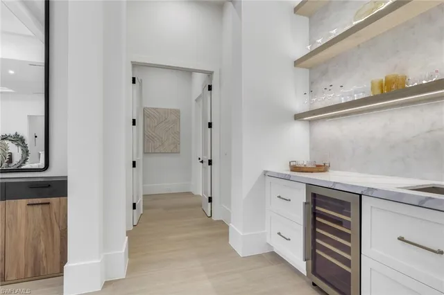 $3,750,000 | 5174 Sycamore Drive, Naples, FL 34119