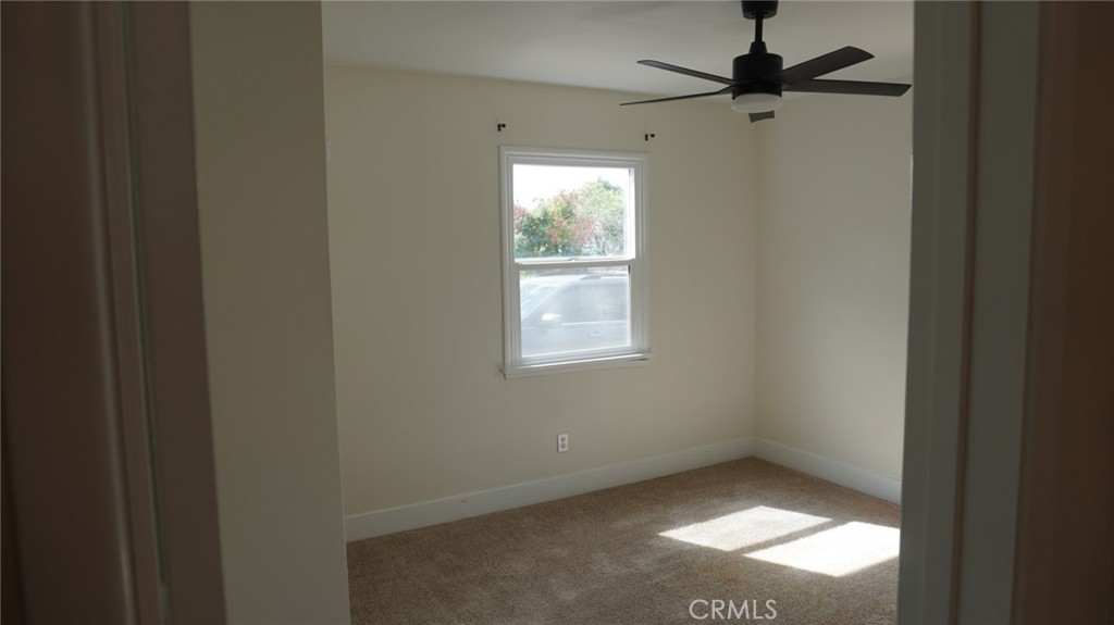 2881 North Davidson Avenue San Bernardino, CA 92405 - Photo 6 of 14 Bedroom 1