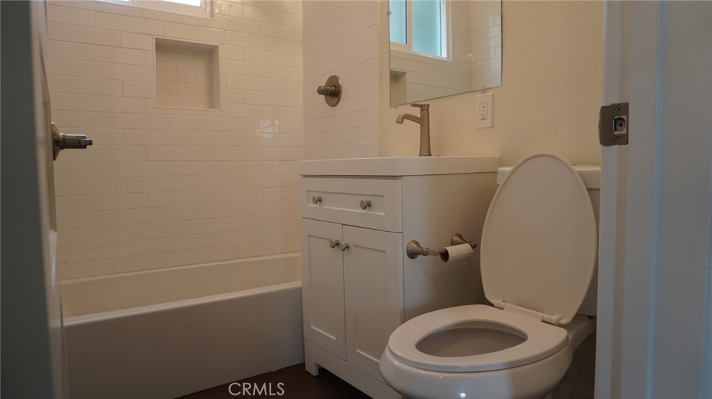 2881 North Davidson Avenue San Bernardino, CA 92405 - Photo 8 of 14 Bathroom