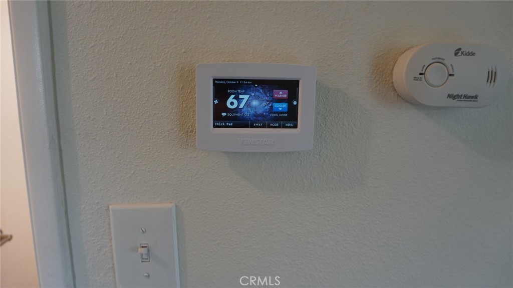 2881 North Davidson Avenue San Bernardino, CA 92405 - Photo 10 of 14 Venstar Thermostat