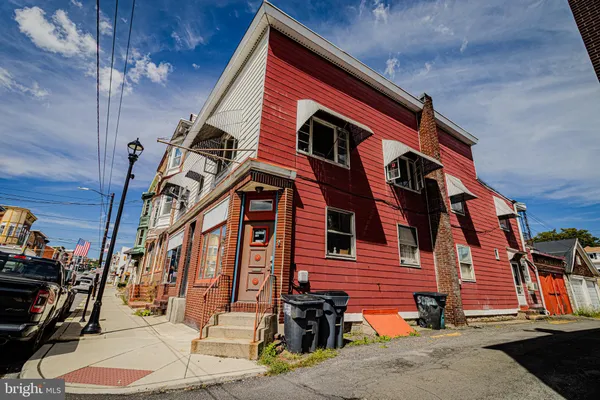 $129,900 | 20 Sunbury Street, Minersville, PA 17954