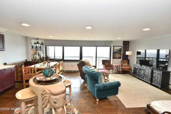 $519,900 | 770 Anderson Avenue, Unit 23N, Cliffside Park, NJ 07010