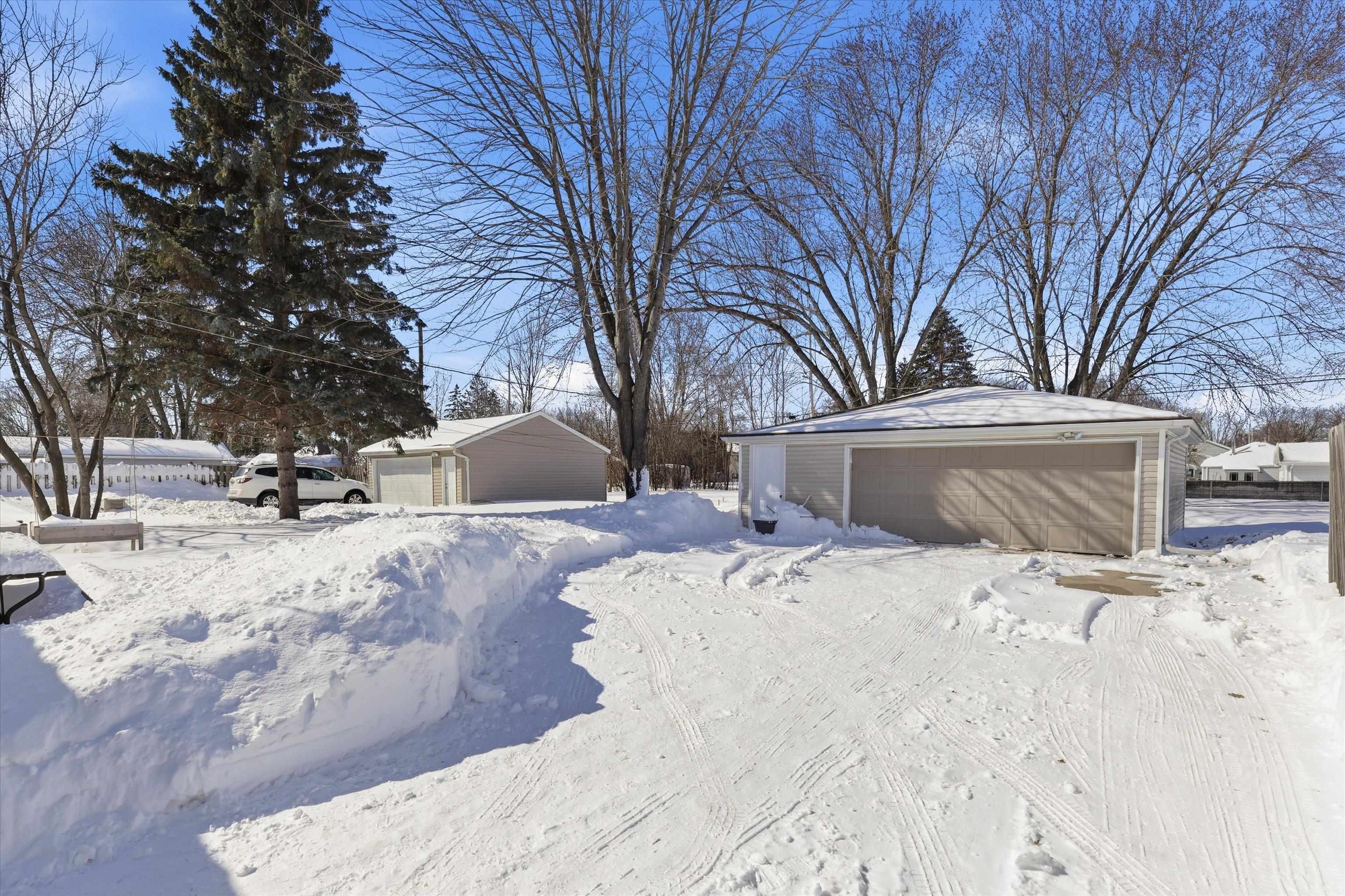 1809 North Charlotte Street Appleton, WI 54911 - Photo 24 of 39