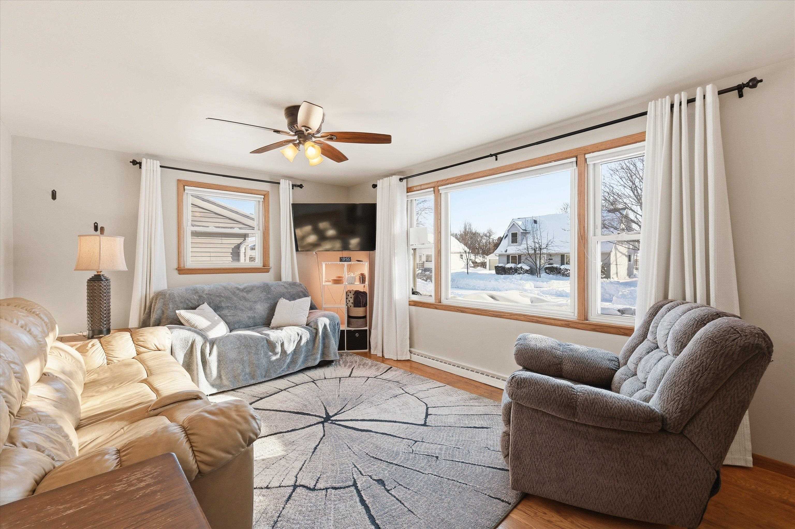 1809 North Charlotte Street Appleton, WI 54911 - Photo 6 of 39