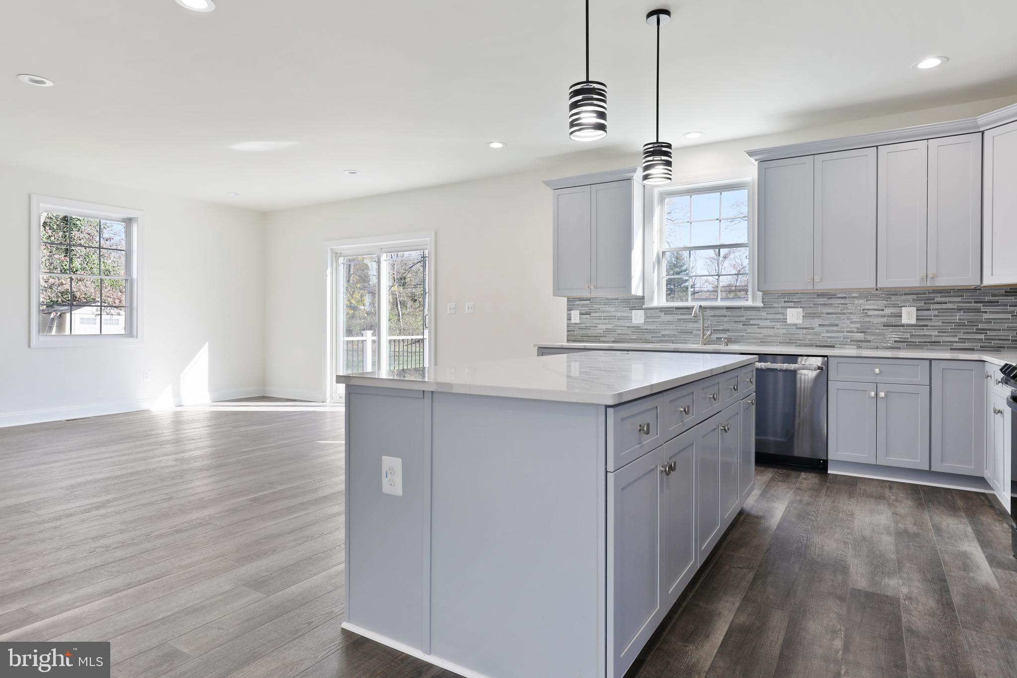 4119 Buckingham Road Baltimore, MD 21207 - Photo 10 of 36 Eat In Kitchen/Island