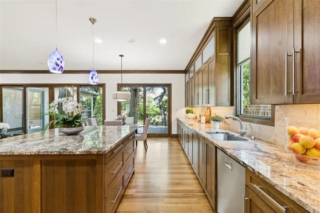 $1,695,000 | 6757 Lakefair Circle, Dallas, TX 75214