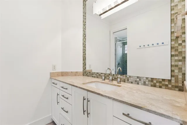 $1,695,000 | 6757 Lakefair Circle, Dallas, TX 75214