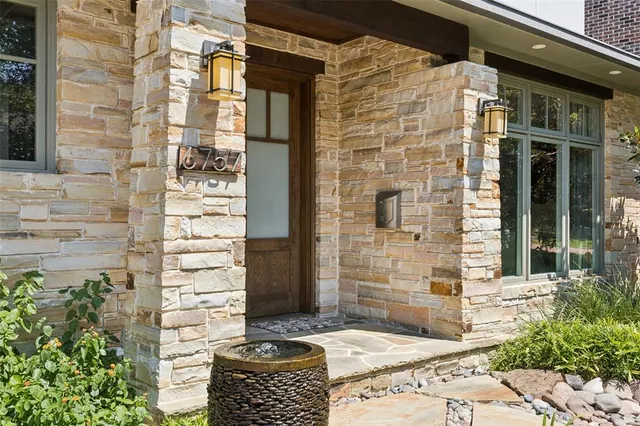 $1,695,000 | 6757 Lakefair Circle, Dallas, TX 75214