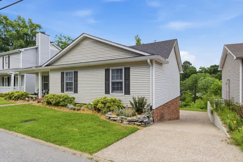 $479,990 | 5424 Village Way, Nashville, TN 37211