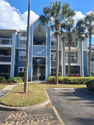 $1,465 | 2561 Grassy Point Drive, Unit 109, Lake Mary, FL 32746