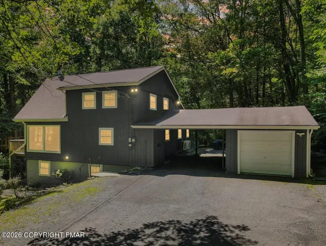 $600,000 | 468 Devils Hole Road, Tobyhanna, PA 18466