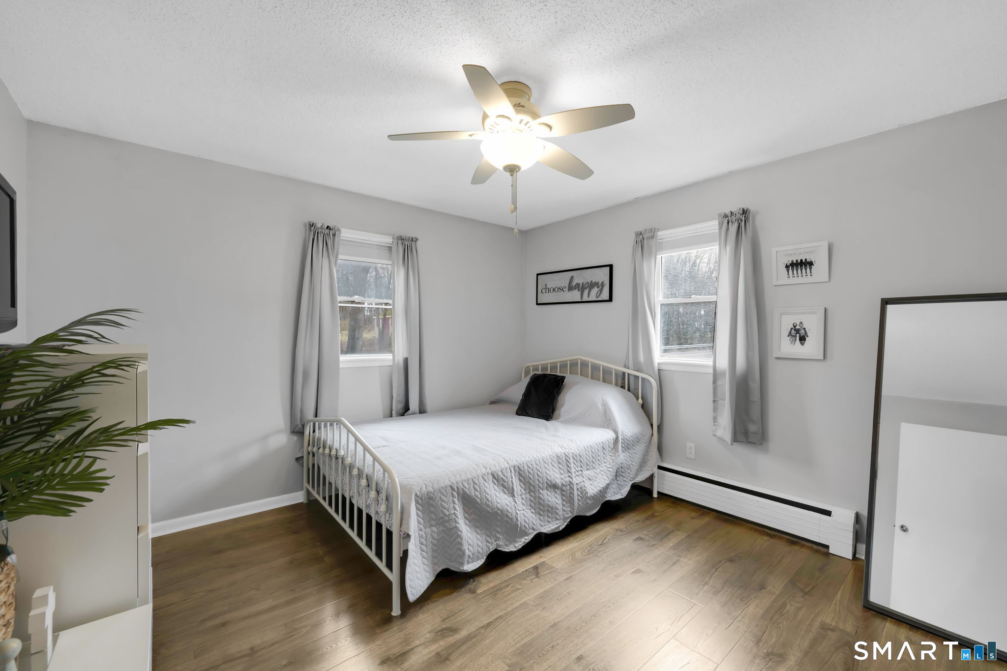 298 Broad Brook Road Enfield, CT 06082 - Photo 16 of 18