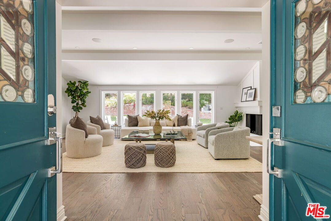5840 Round Meadow Road Hidden Hills, CA 91302 - Photo 4 of 22