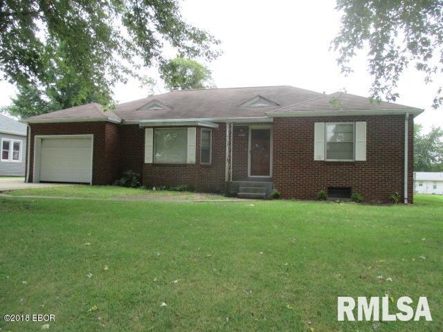 408 Springfield Avenue Anna, IL 62906 - Photo 1 of 8 Gallery Image 1