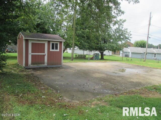 408 Springfield Avenue Anna, IL 62906 - Photo 6 of 8 Gallery Image 6
