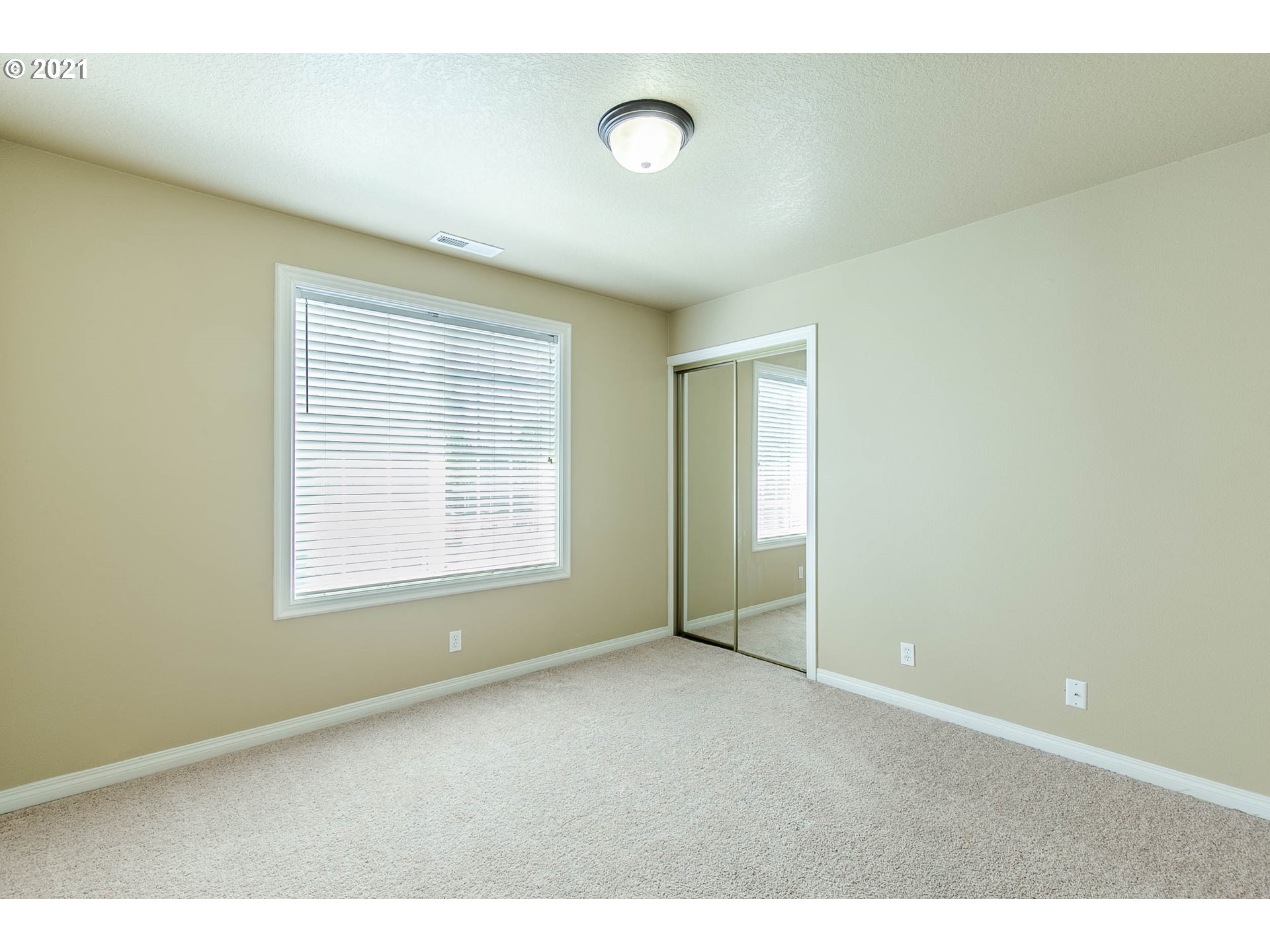 1890 Hayden Bridge Road Springfield, OR 97477 - Photo 22 of 32