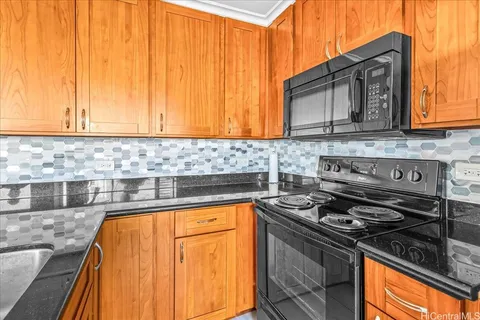 $575,000 | 2085 Ala Wai Boulevard, Unit B113, Honolulu, HI 96815