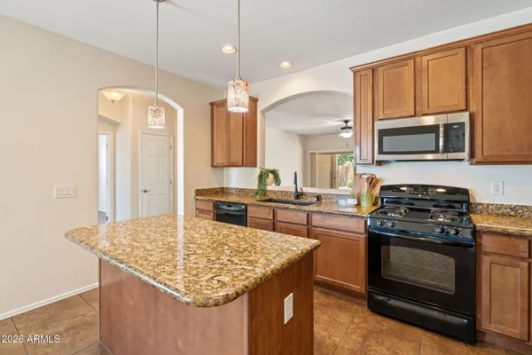 $525,000 | 2924 East Coconino Drive, Gilbert, AZ 85298