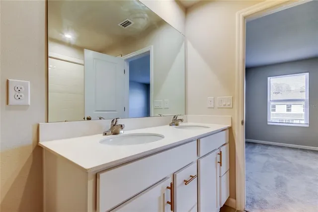 $2,000 | 12295 Grizzly Lane, New Port Richey, FL 34654