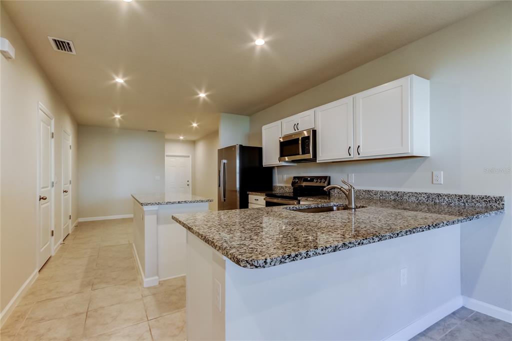 12295 Grizzly Lane New Port Richey, FL 34654 - Photo 7 of 23