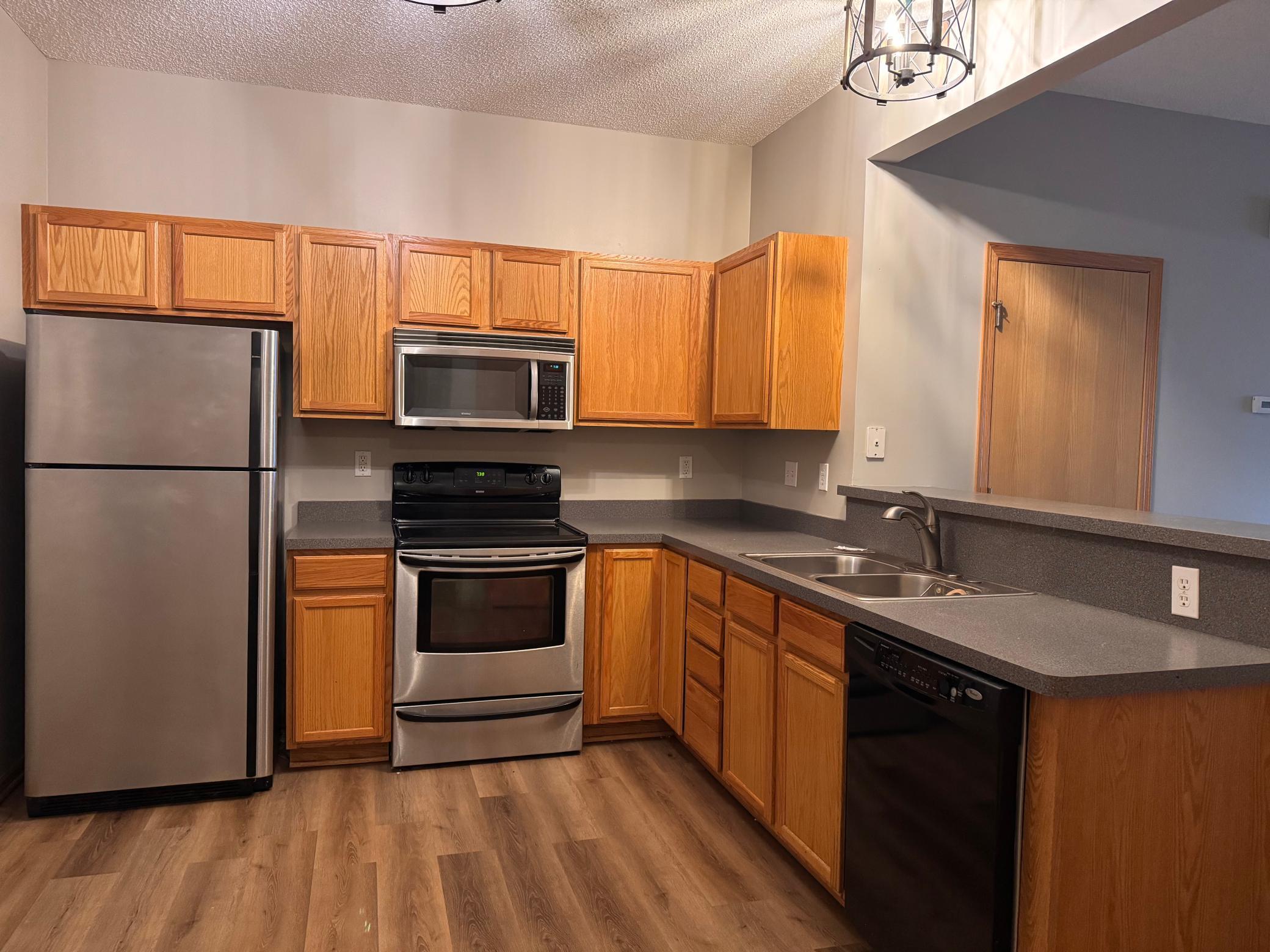 942 Crossing Way Delano, MN 55328 - Photo 11 of 14