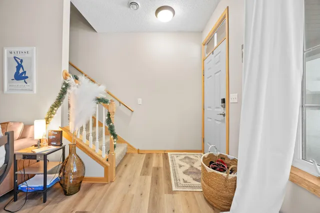 $280,000 | 942 Crossing Way, Delano, MN 55328