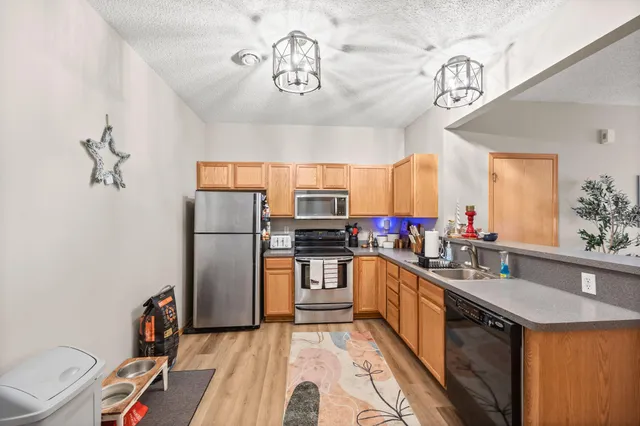 $280,000 | 942 Crossing Way, Delano, MN 55328