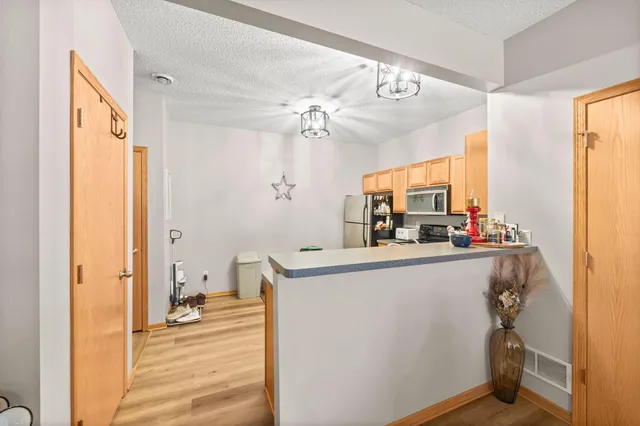 $280,000 | 942 Crossing Way, Delano, MN 55328