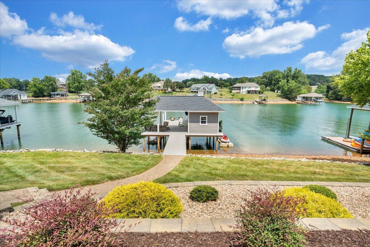 290 Sunset Pointe Drive Moneta, VA 24121 - Photo 51 of 68 061-MIB02585