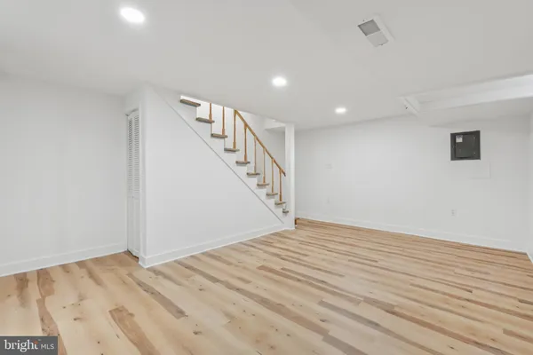 $384,900 | 24 55th Street Northeast, Washington, DC 20019