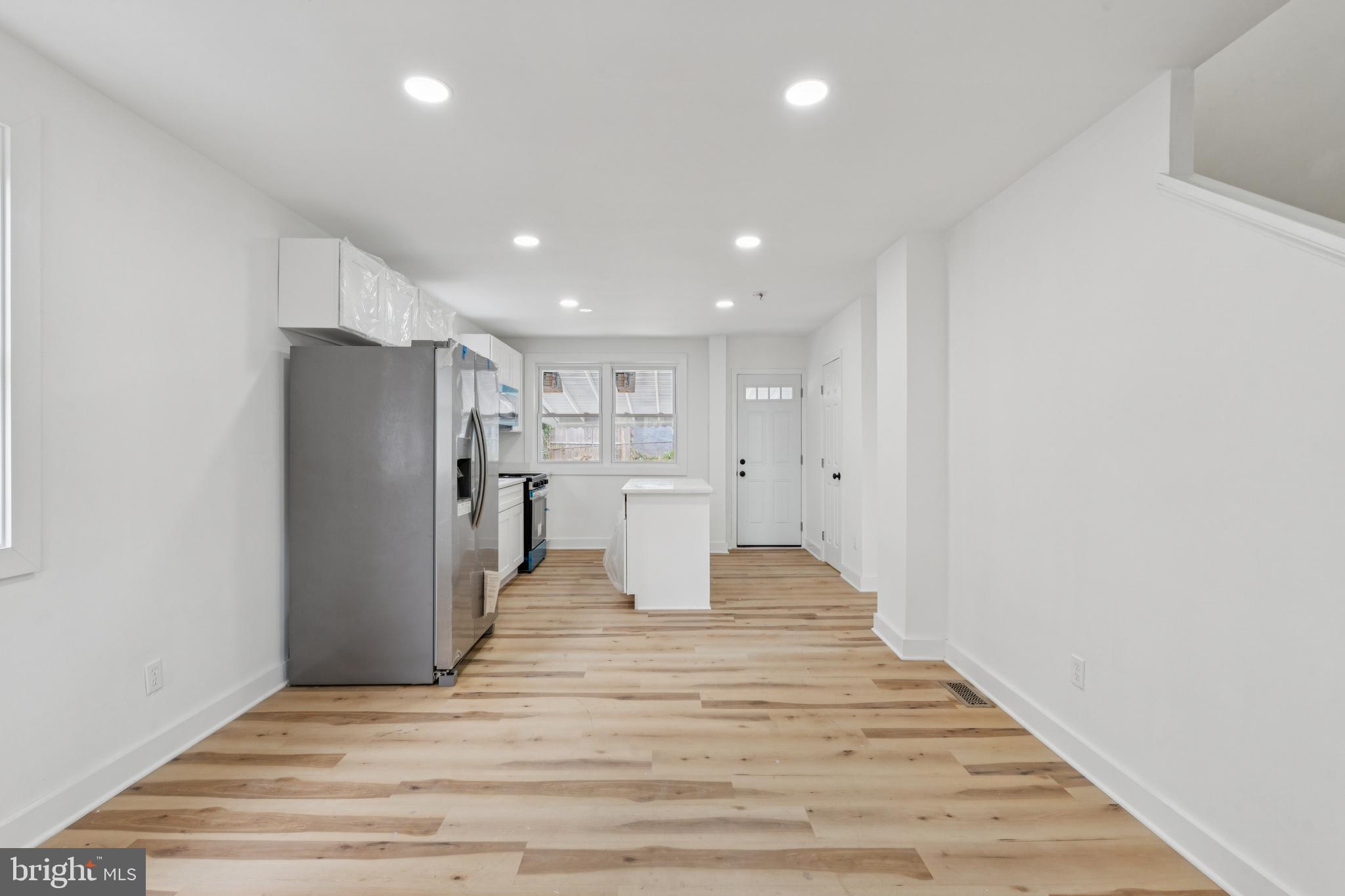 24 55th Street Northeast Washington, DC 20019 - Photo 5 of 23 Middle Island Counter