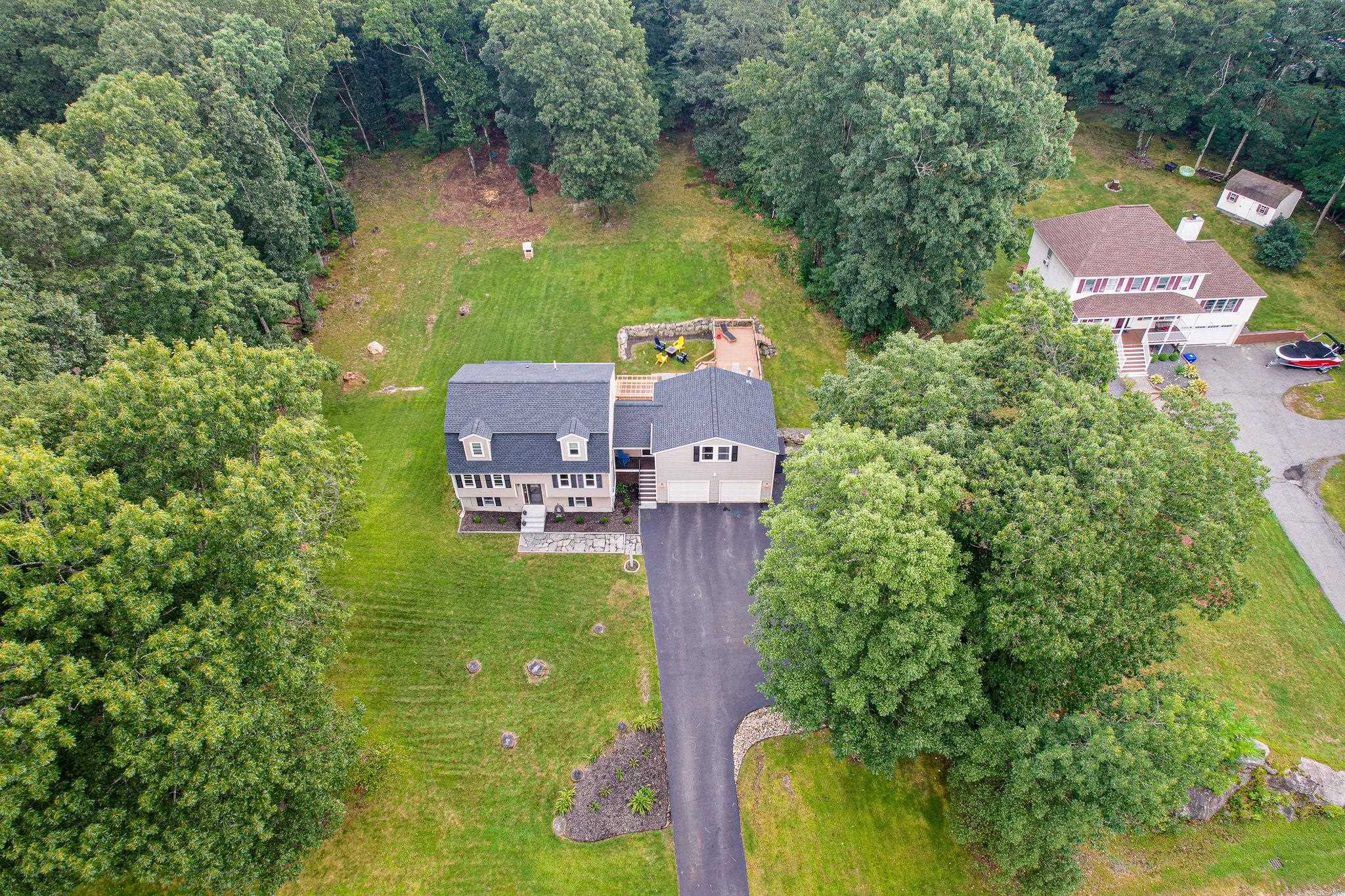 130 Musquash Road Hudson, NH 03051 - Photo 2 of 40