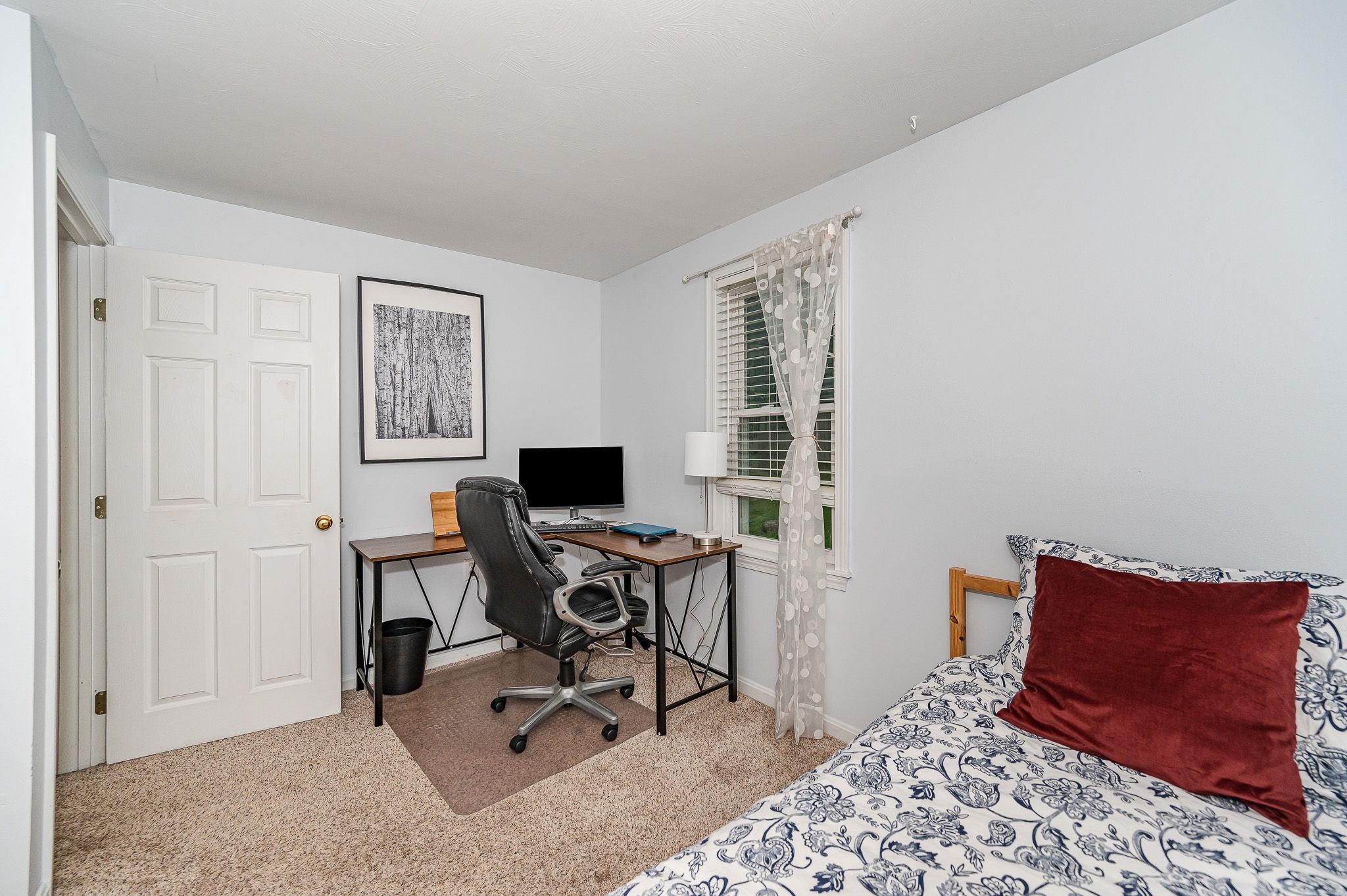 130 Musquash Road Hudson, NH 03051 - Photo 22 of 40