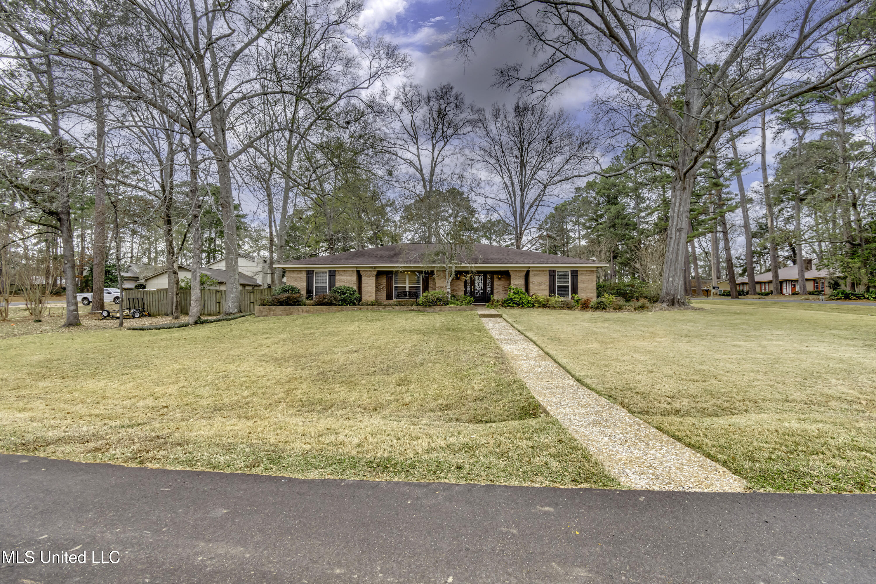 201 Whippoorwill Road Brandon, MS 39047 - Photo 5 of 58 210 Whippoorwhill Rd--6
