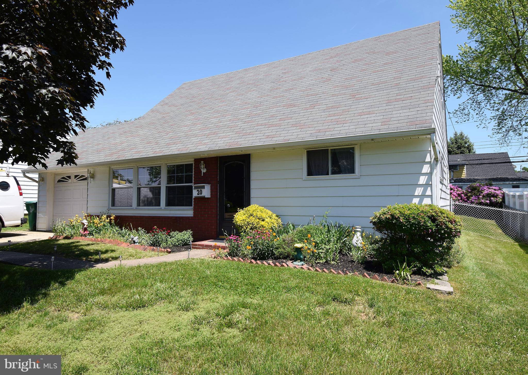 20 MacIntosh Road Levittown, PA 19056 - Photo 1 of 31 Exterior Front
