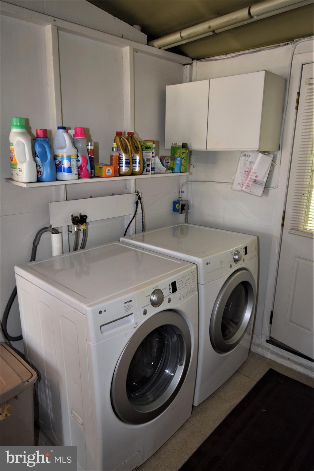 20 MacIntosh Road Levittown, PA 19056 - Photo 29 of 31 Washer/ Dryer